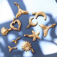 Pingentes de titânio, Partículas de aço, cromado de cor dourada, joias de moda & Vario tipos a sua escolha, dourado, vendido por PC