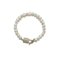 Bracelet en perles de culture d'eau douce, perle d'eau douce cultivée, avec laiton, Placage de couleur d'or, bijoux de mode & pavé de micro zircon, blanc, Longueur:6.69 pouce, Vendu par PC