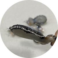 Pendentifs coquillage, coquille, avec argile & laiton, Placage de couleur argentée, DIY, 28x58-63mm, Vendu par PC