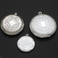 Fashion Locket Pendants, Tibetan Style, Round, silver color, 10PCs/Bag, Sold By Bag
