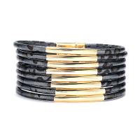 Bracelets cordon PU, cuir PU, avec laiton, Placage de couleur d'or, multicouche & magnétique, plus de couleurs à choisir, 25x195mm, Vendu par PC