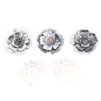 Shell Pendants, Flower, more colors for choice, 10-35mm, Sold By Set