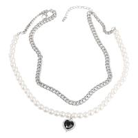 Collar de perlas de plástico, aleación de zinc, con Perlas de plástico ABS, con 1.06 extender cadena, Doble capa & Joyería & para mujer, Blanco, 27mm, longitud:15.90 Inch, Vendido por UD