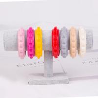 resina pulseira comum, Rosca, Vintage & para mulher, Mais cores pare escolha, 15mm, Diametro interno:Aprox 65mm, vendido por PC