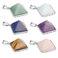 Bijoux Pendentifs en pierres gemmes, pierre gemme, avec alliage de zinc, Pyramidal, Placage de couleur argentée, différents matériaux pour le choix, plus de couleurs à choisir, 20x20mm, Vendu par PC