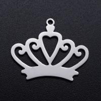 Stainless Steel Pendants 201 Stainless Steel Crown Vacuum Ion Plating fashion jewelry & polished & DIY Sold By Bag