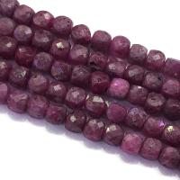 Rubino perla, Piazza, DIY & sfaccettati, rosso, 4mm, Venduto per 15.35 pollice filo
