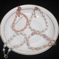 Bracelet en perles de culture d'eau douce, perle d'eau douce cultivée, avec laiton, riz, Placage, styles différents pour le choix & pour femme, plus de couleurs à choisir, 6-7mm, Vendu par 7.09 pouce brin