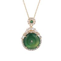 Collier bijoux de pierre gemme, laiton, avec Calcédoine verte, Placage de couleur d'or, pavé de micro zircon & pour femme, vert, 24x40mm, Longueur:Environ 17.71 pouce, Vendu par PC