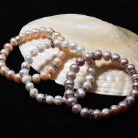 Bracelet en perles de culture d'eau douce, perle d'eau douce cultivée, avec laiton, Rond, Placage de couleur argentée, pour femme & avec strass, plus de couleurs à choisir, 8-9mm, Vendu par 7.09 pouce brin