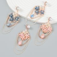 Boucles d'oreilles en alliage de zinc, avec Plastique ABS perle, bijoux de mode & pour femme & avec strass, plus de couleurs à choisir, 81x32mm, Vendu par paire