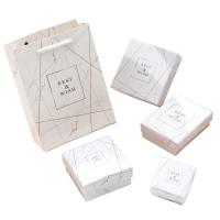 Κοσμήματα Gift Box, Χαρτί, με Σφουγγάρι, Πλατεία, Ανθεκτικό & διαφορετικό μέγεθος για την επιλογή, λευκό, Sold Με PC