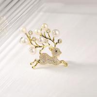 Cubic Zirconia Brooch, Brass, with Freshwater Pearl, Deer, 18K gold plated, micro pave cubic zirconia & for woman, nickel, lead & cadmium free, 26x28mm, Sold By PC