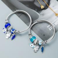 Zinc Alloy Bangle silver color plated fashion jewelry & Unisex & with rhinestone nickel lead & cadmium free Inner Approx 55mm Sold By PC