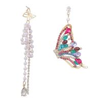 asymmetrische Ohrringe, Zinklegierung, mit Harz & Kunststoff Perlen, Schmetterling, goldfarben plattiert, für Frau & mit Strass & hohl, 17x101mm, verkauft von Paar