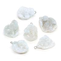 Pendentif en agate de quartz glacé, agate quartz de glace, Irrégulière, unisexe, blanc, 20x25-23x30mm, Vendu par PC