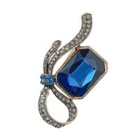 Rhinestone Brooch Zinc Alloy with Glass Rhinestone fashion jewelry & for woman & with rhinestone nickel lead & cadmium free Sold By PC