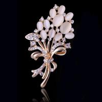 Rhinestone Brooch Zinc Alloy with Czech Rhinestone & Resin Flower gold color plated for woman & with rhinestone Sold By Lot
