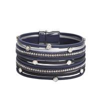 Bracelets cordon PU, cuir PU, avec chaîne en laiton, multicouche & pour femme & avec strass, plus de couleurs à choisir, 195x30mm, Vendu par PC