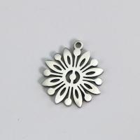 Stainless Steel Flower Pendant 304 Stainless Steel DIY original color Sold By Bag
