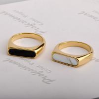 Titanium Staal Finger Ring, met Black Shell & White Shell, mode sieraden & verschillende grootte voor keus & voor vrouw, gouden, 5x3mm, Verkocht door PC