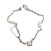 Plastik perle halskæde, Zinc Alloy, med Plastic Pearl, med 7.6cm extender kæde, sølvfarvet forgyldt, mode smykker & for kvinde & med rhinestone, flere farver til valg, nikkel, bly & cadmium fri, Længde 44.1 cm, Solgt af PC