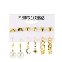 Zinc Alloy Drop Earrings with Plastic Pearl fashion jewelry & for woman & with rhinestone golden nickel lead & cadmium free Sold By Set