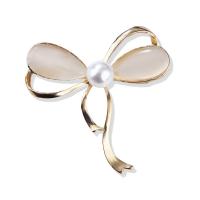 Cats Eye Brooch Zinc Alloy with Cats Eye & Plastic Pearl Bowknot gold color plated fashion jewelry & for woman golden nickel lead & cadmium free Sold By PC