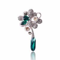 Rhinestone Brooch Zinc Alloy Flower silver color plated fashion jewelry & for woman & with rhinestone nickel lead & cadmium free Sold By PC