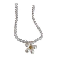 Plastik-Perlenkette, Kunststoff Perlen, mit Zinklegierung, mit Verlängerungskettchen von 2.75inch, Blume, für Frau & mit Strass, Länge:ca. 17.3 ZollInch, verkauft von PC