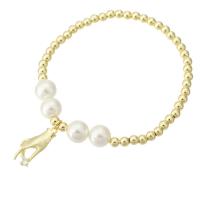 Bracelet cubique en laiton zircon pavent, avec Shell Pearl, main, Placage de couleur d'or, pavé de micro zircon & pour femme, Longueur:Environ 7 pouce, Vendu par PC