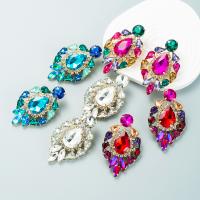 Rhinestone Earring Zinc Alloy with Glass Rhinestone fashion jewelry & for woman nickel lead & cadmium free Sold By Pair