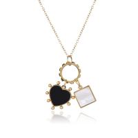 Titanová ocel náhrdelník, Titanium ocel, s Black Shell & White Shell, s 5cm extender řetězce, Srdce, Nastavitelný & módní šperky & pro ženy, více barev na výběr, 15x10mm, Délka 45 cm, Prodáno By PC