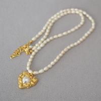 Freshwater Pearl Brass Chain Necklace, cobre, with Pérolas de água doce, cromado de cor dourada, joias de moda & para mulher, 420mm, vendido por PC