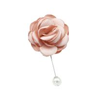 Plastic perle broche, Klud, med jern pin & Plastic Pearl, Flower, sølvfarvet forgyldt, Koreansk stil & for kvinde, flere farver til valg, 50mm, Solgt af PC