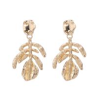 Zinc Alloy Drop Earrings gold color plated fashion jewelry & for woman gold Sold By Pair