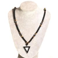 Gemstone smykker halskæde, Sort Agate, med Tiger Eye, Triangle, mode smykker & forskellig størrelse for valg & for mennesket, blandede farver, Solgt Per 48 cm Strand