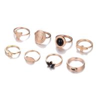 Ensemble d’anneau en alliage de zinc, Placage de couleur d'or, 7 pièces & pour femme & avec strass, protéger l'environnement, sans nickel, plomb et cadmium, 18-20mm, Taille:8-10.5, Vendu par fixé