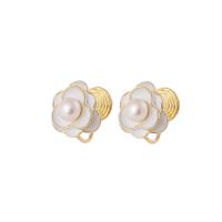 Brass Stud Earring with Freshwater Pearl Flower real gold plated fashion jewelry & for woman & enamel white nickel lead & cadmium free Sold By Pair