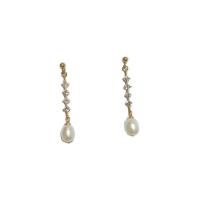 Freshwater Pearl Earrings Brass with Freshwater Pearl gold color plated for woman & with rhinestone 40mm Sold By Pair