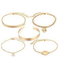 alliage de zinc Set de bracelet, avec 1.96 inch chaînes de rallonge, Placage de couleur d'or, 5 pièces & pour femme & avec strass, 17cm,18cm,18.5cm, Vendu par fixé