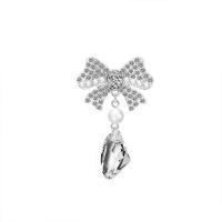 Zinc Alloy Oorbel clip, met Plastic Pearl, Strik, silver plated, mode sieraden & voor vrouw & met strass, zilver, nikkel, lood en cadmium vrij, 45mm, Verkocht door PC