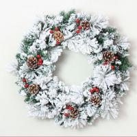 PVC-plast Jul Wreath, med Flocking Fabric, Julen smykker & forskellige stilarter for valg, flere farver til valg, Solgt af PC