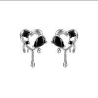 Zinc Alloy Stud Earring Heart silver color plated fashion jewelry & for woman & enamel silver color nickel lead & cadmium free Sold By Pair