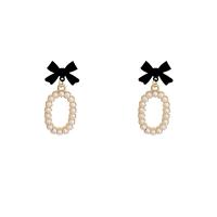 Zinklegierung Ohrringe, mit Kunststoff Perlen, Schleife, Hohe Qualität Gold Farbe Überzeug, Modeschmuck & für Frau, goldfarben, frei von Nickel, Blei & Kadmium, 15x35mm, verkauft von Paar