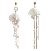 Fashion Fringe Earrings, Brass, with Plastic Pearl, Flower, gold color plated, fashion jewelry & for woman, white, nickel, lead & cadmium free, 15x95mm, Sold By Pair