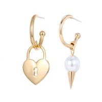 Messing Drop ørering, med Glass Pearl, forgyldt, forskellige stilarter for valg & for kvinde & med glas rhinestone, nikkel, bly & cadmium fri, Solgt af par