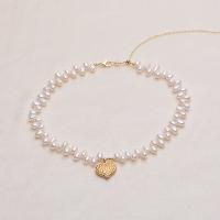 Freshwater Pearl Mässing Chain Necklace, med Mässing, Hjärta, guldfärg pläterade, för kvinna, vit, Längd 16.93 inch, Säljs av PC