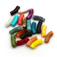 Acrylique perles tube incurvé, DIY, couleurs mélangées, 11x35mm, Vendu par sac