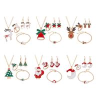 Cink ötvözet Jewelry Set, finger ring & karkötő & fülbevaló & nyaklánc, arany színű aranyozott, 4 darab & Karácsonyi design & különböző stílusokat a választás & a nő & zománc, több színt a választás, nikkel, ólom és kadmium mentes, Hossz Kb 60 cm, Kb 18 cm, Által értékesített Set